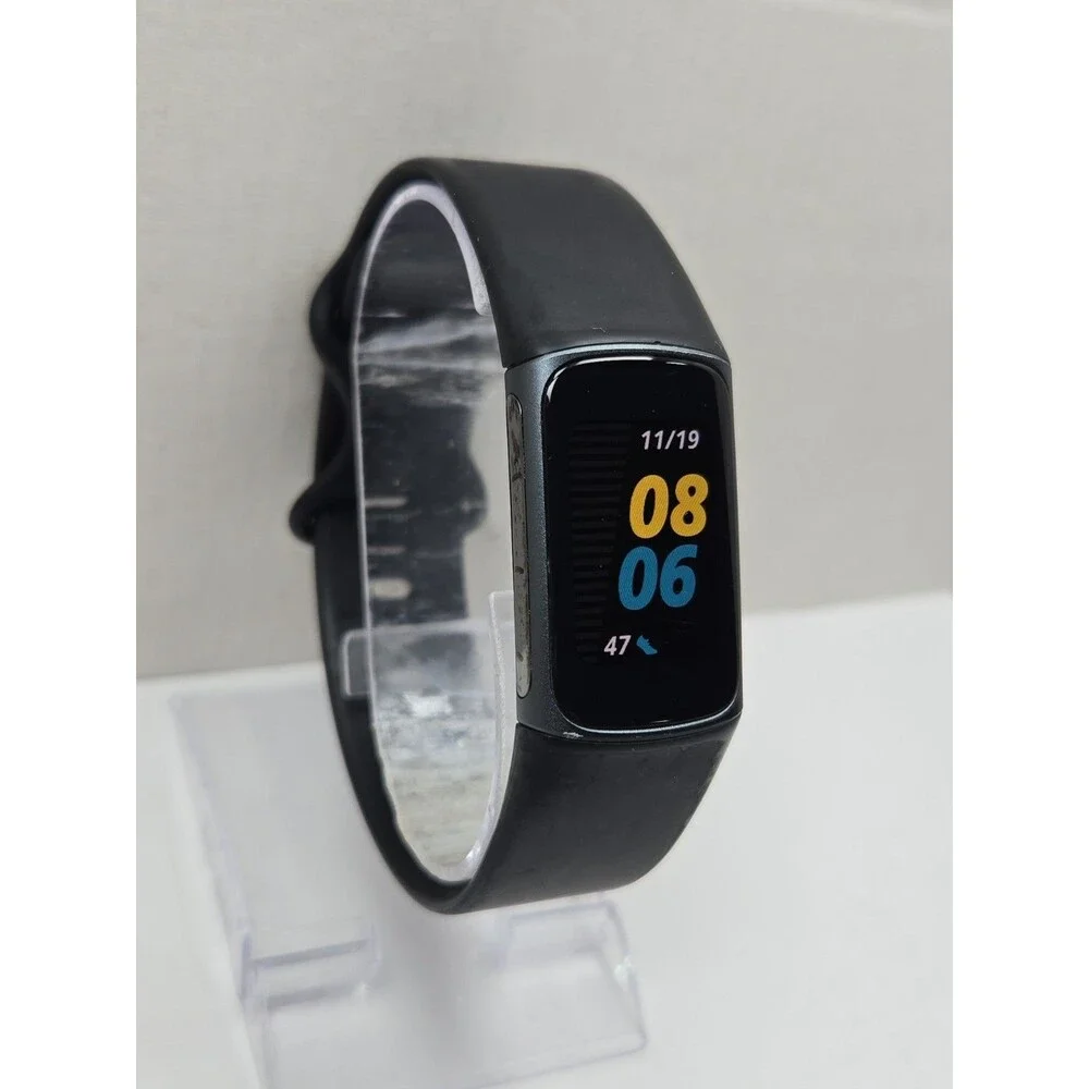 Fitbit Charge 5 Fitness Tracker GPS SpO2 Sleep Monitor Activity Watch No Charger